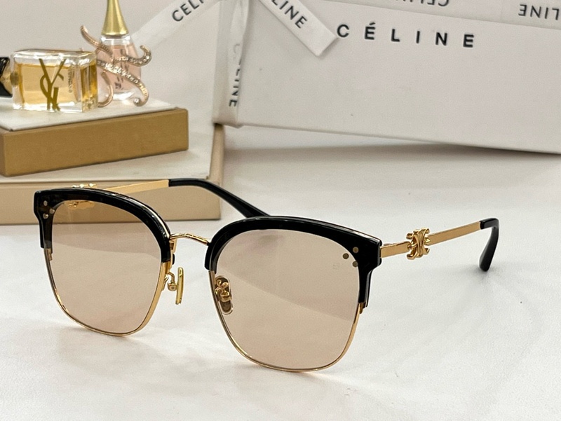 CELINE Sunglasses 140